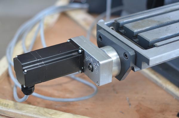 Schrittmotor f&uuml;r X-Achse f&uuml;r OPTImill MH-25 V u. SV